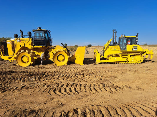 CATERPILLAR 826K LANDFILL COMPACTOR