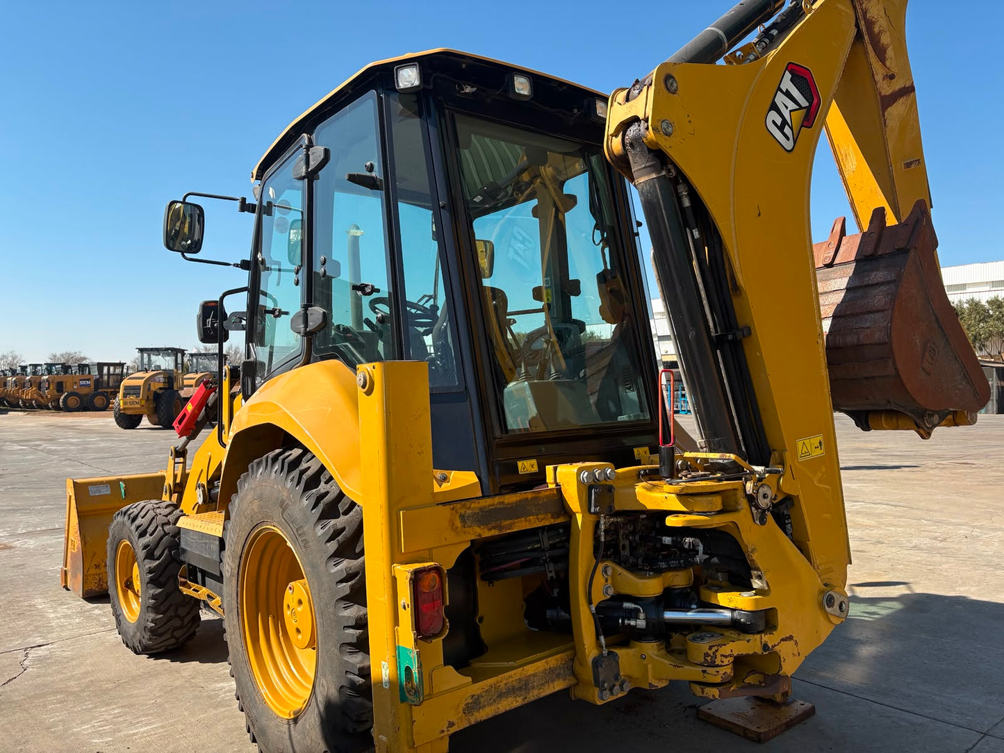 CATERPILLAR 426 4X4 BACKHOE LOADER TLB