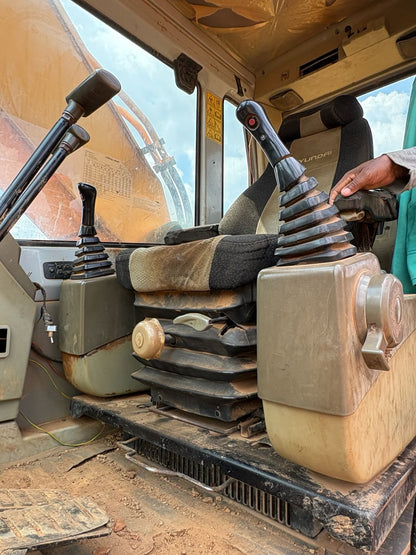 2012 HYUNDAI ROBEX 305LC-7 EXCAVATOR