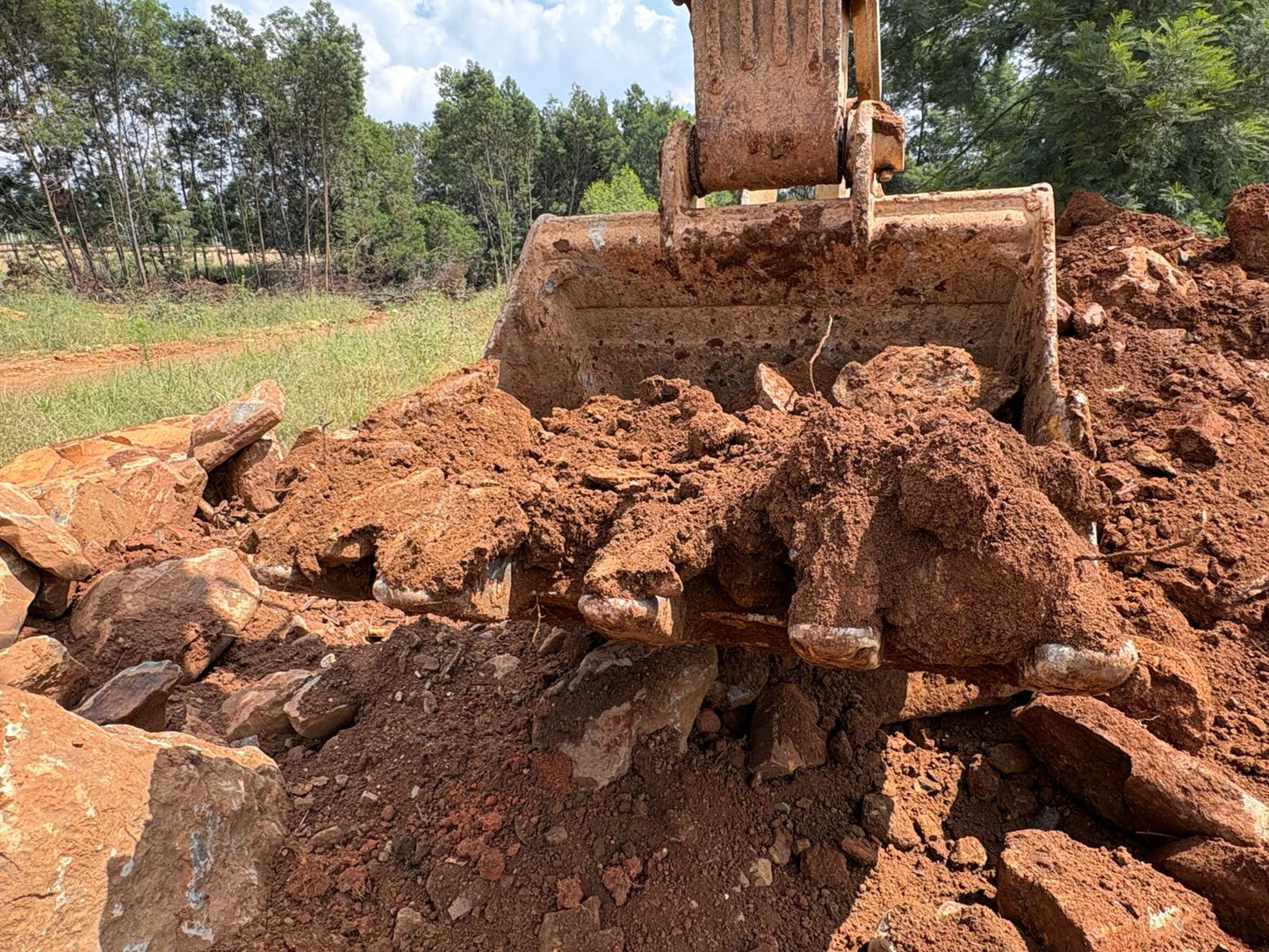 2012 HYUNDAI ROBEX 305LC-7 EXCAVATOR