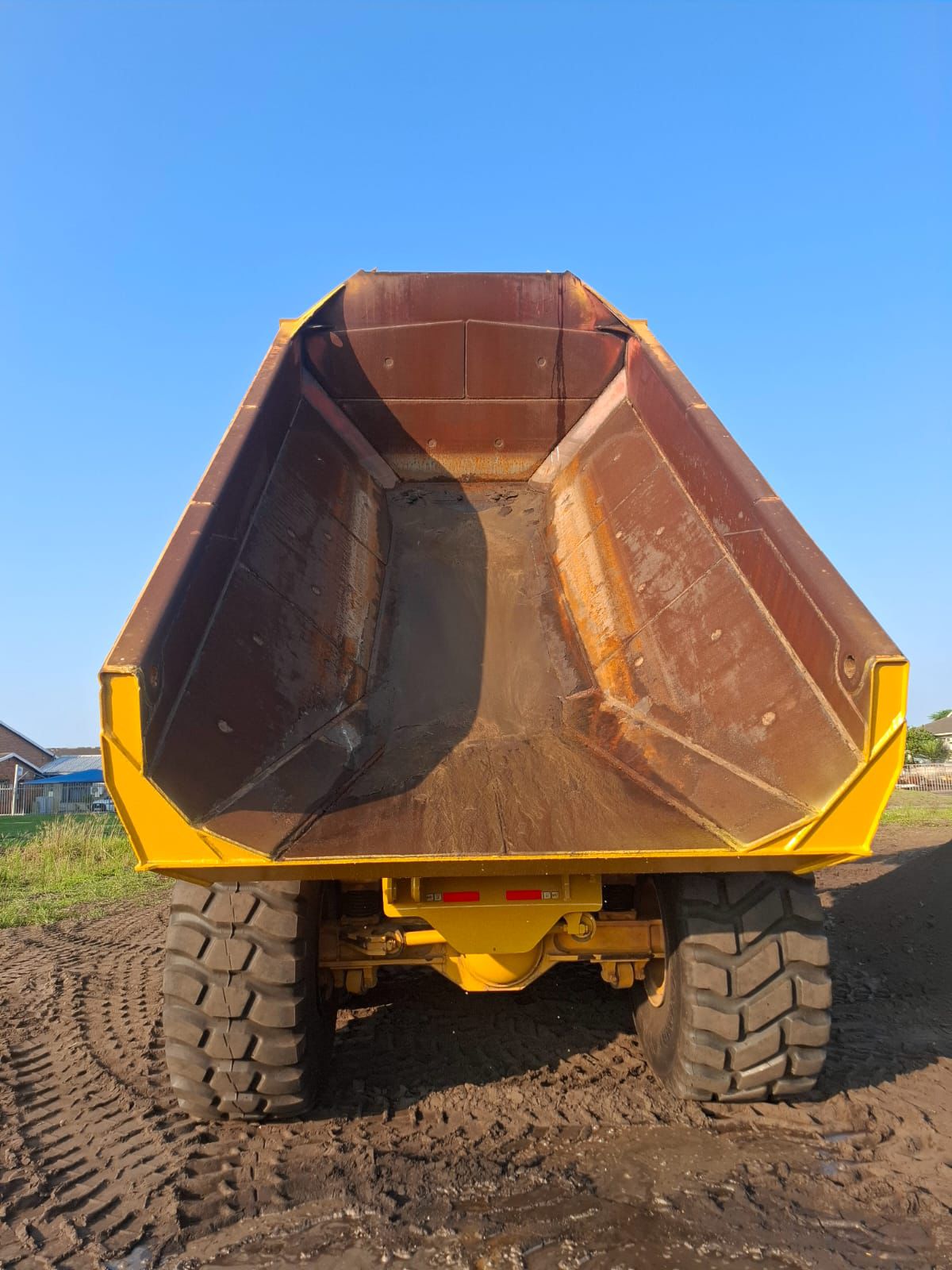 BELL B40E ARTICULATED DUMP TRUCK