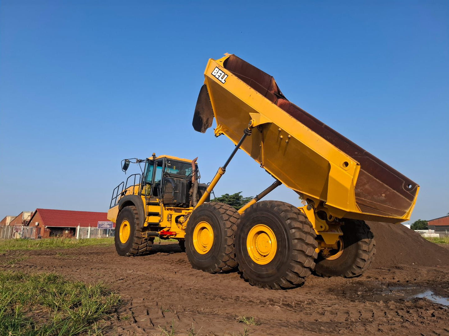 BELL B40E ARTICULATED DUMP TRUCK