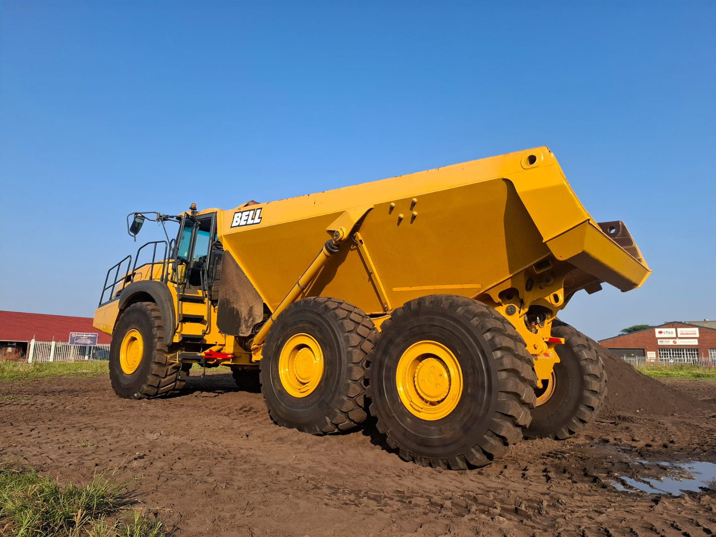 BELL B40E ARTICULATED DUMP TRUCK