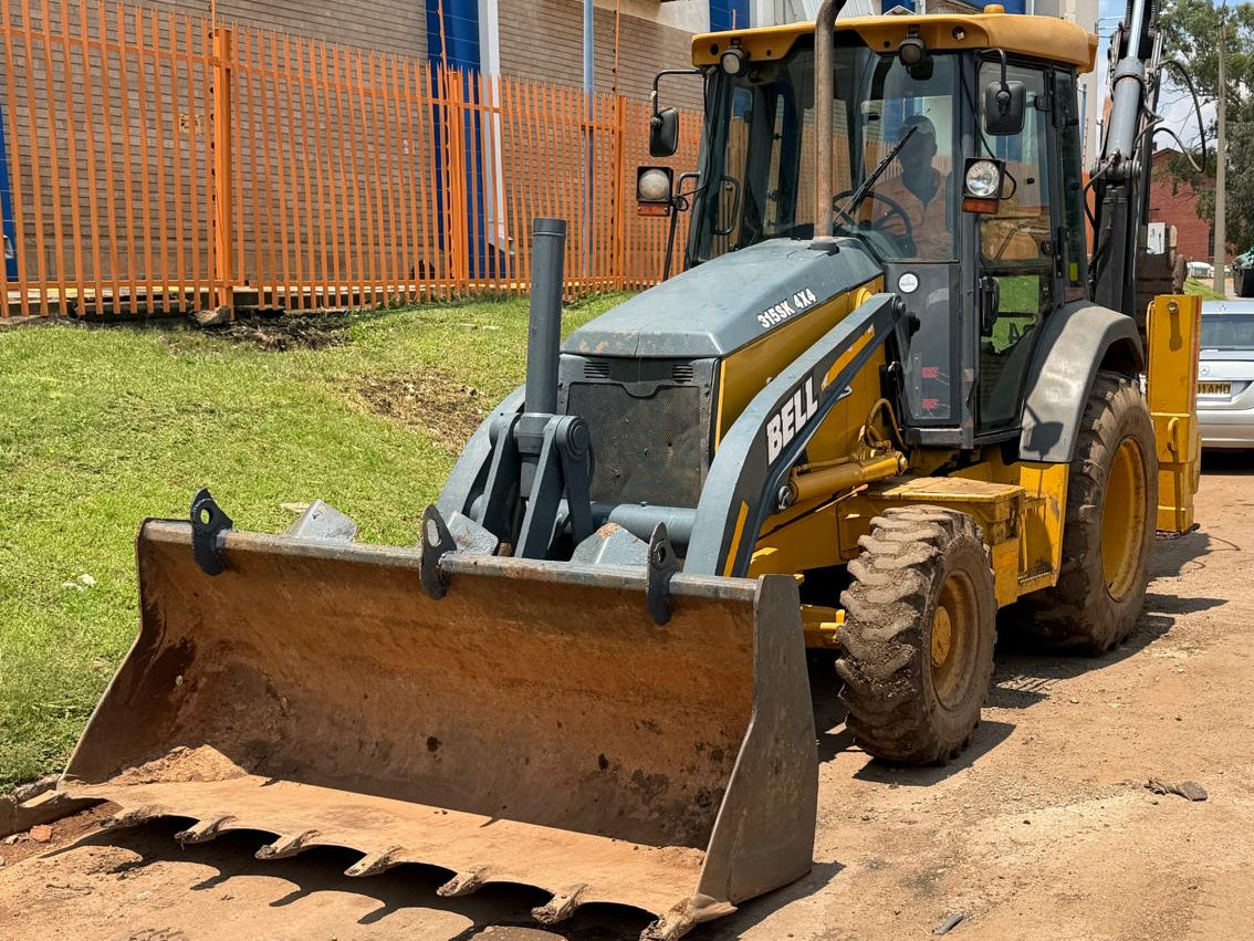 2013 BELL 315SK 4X4 TLB BACKHOE LOADER