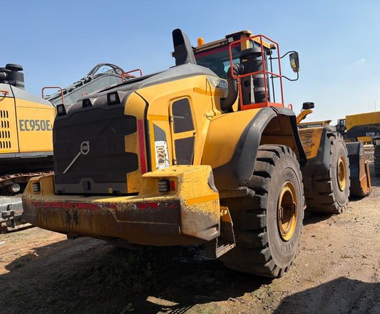 VOLVO L220H LOADER