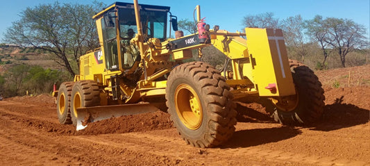 CATERPILLAR 140K GRADER