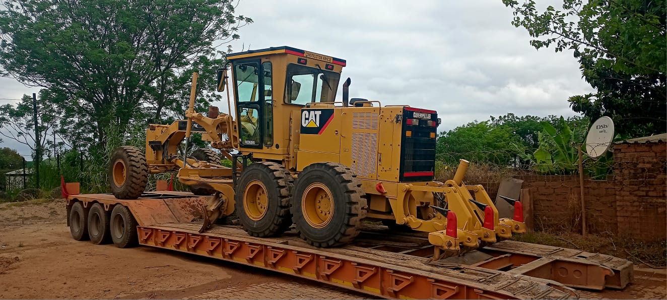 CATERPILLAR 140K GRADER