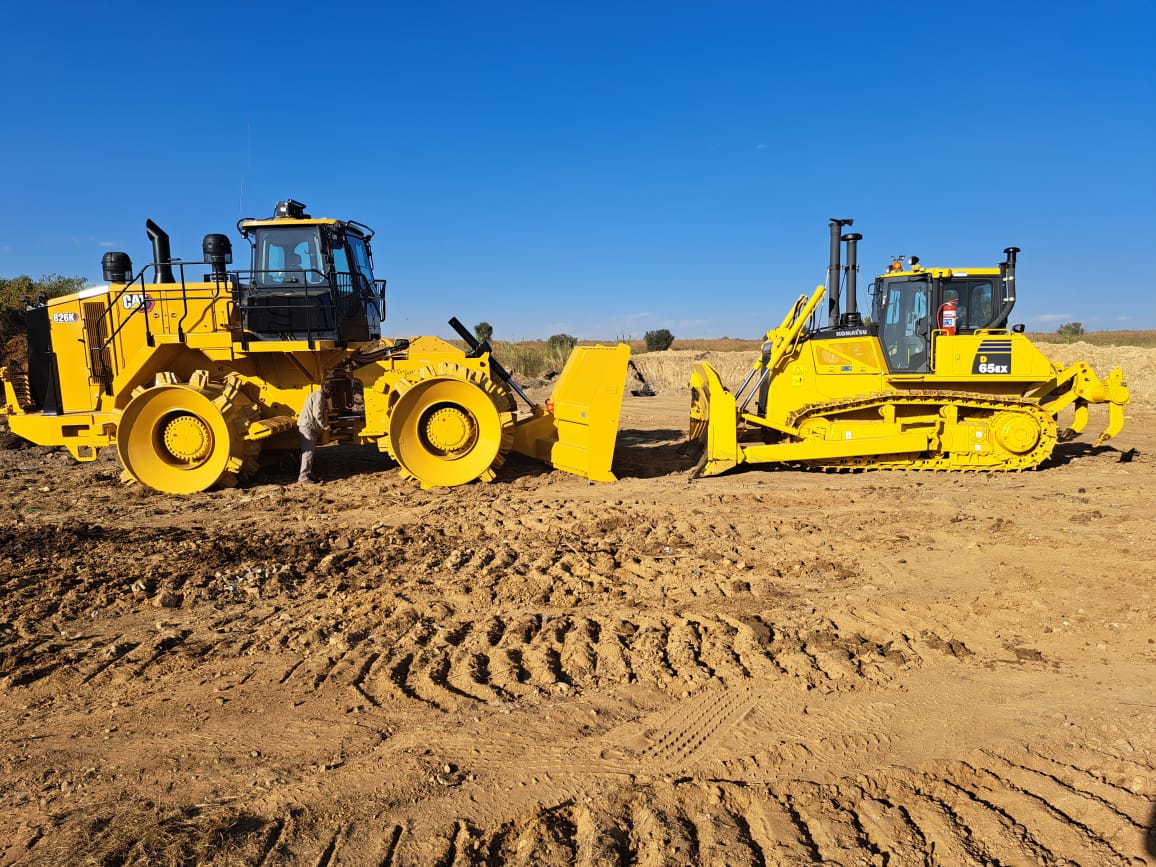 CATERPILLAR 826K LANDFILL COMPACTOR