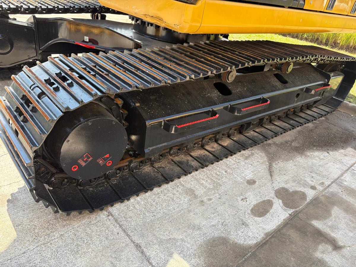 CATERPILLAR 320GC EXCAVATOR