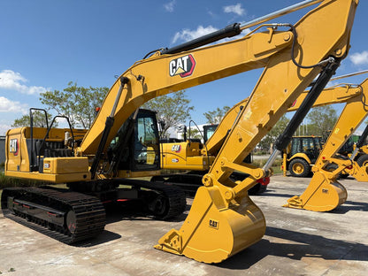 CATERPILLAR 320 EXCAVATOR