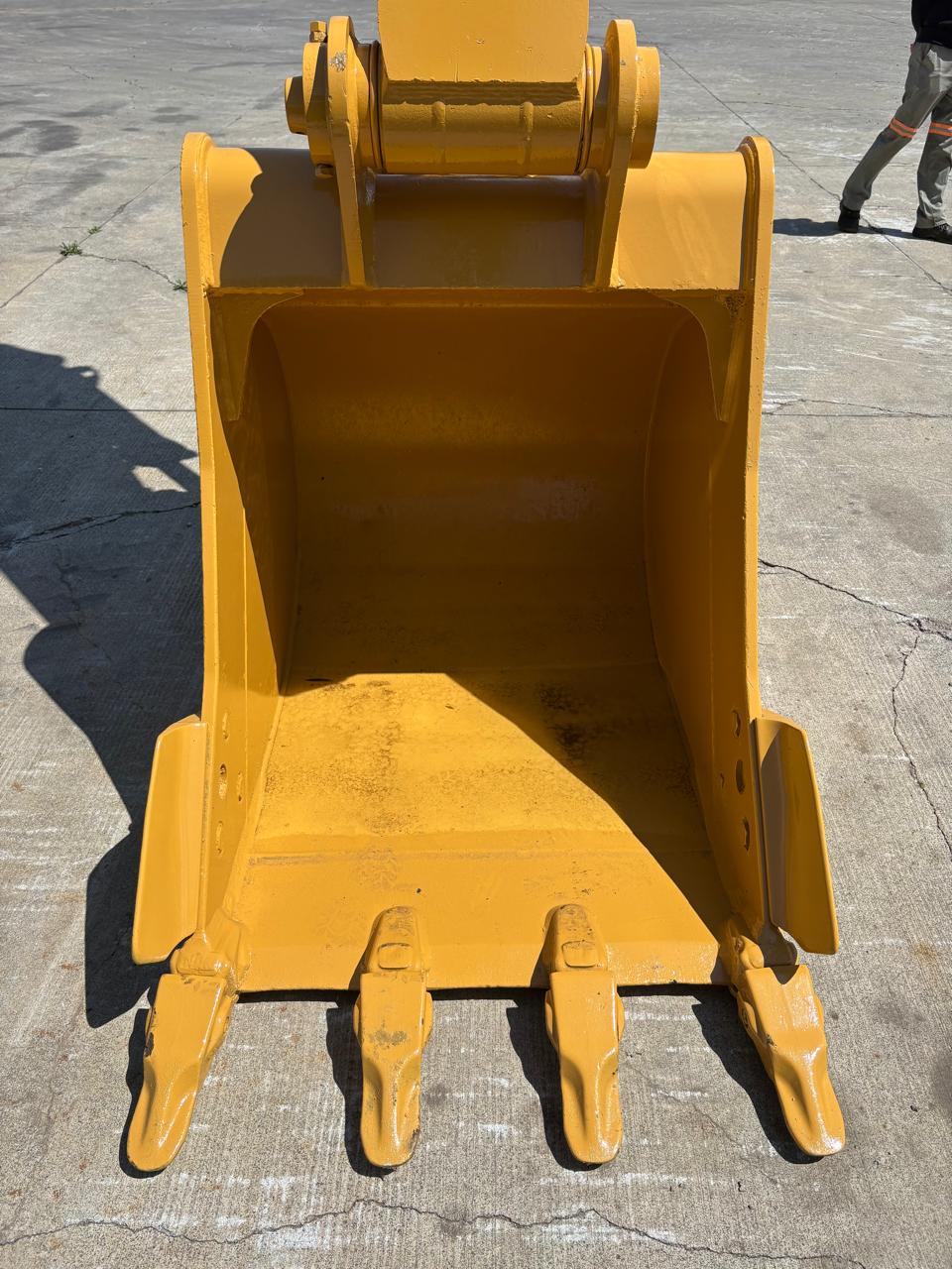 CATERPILLAR 320GX EXCAVATOR