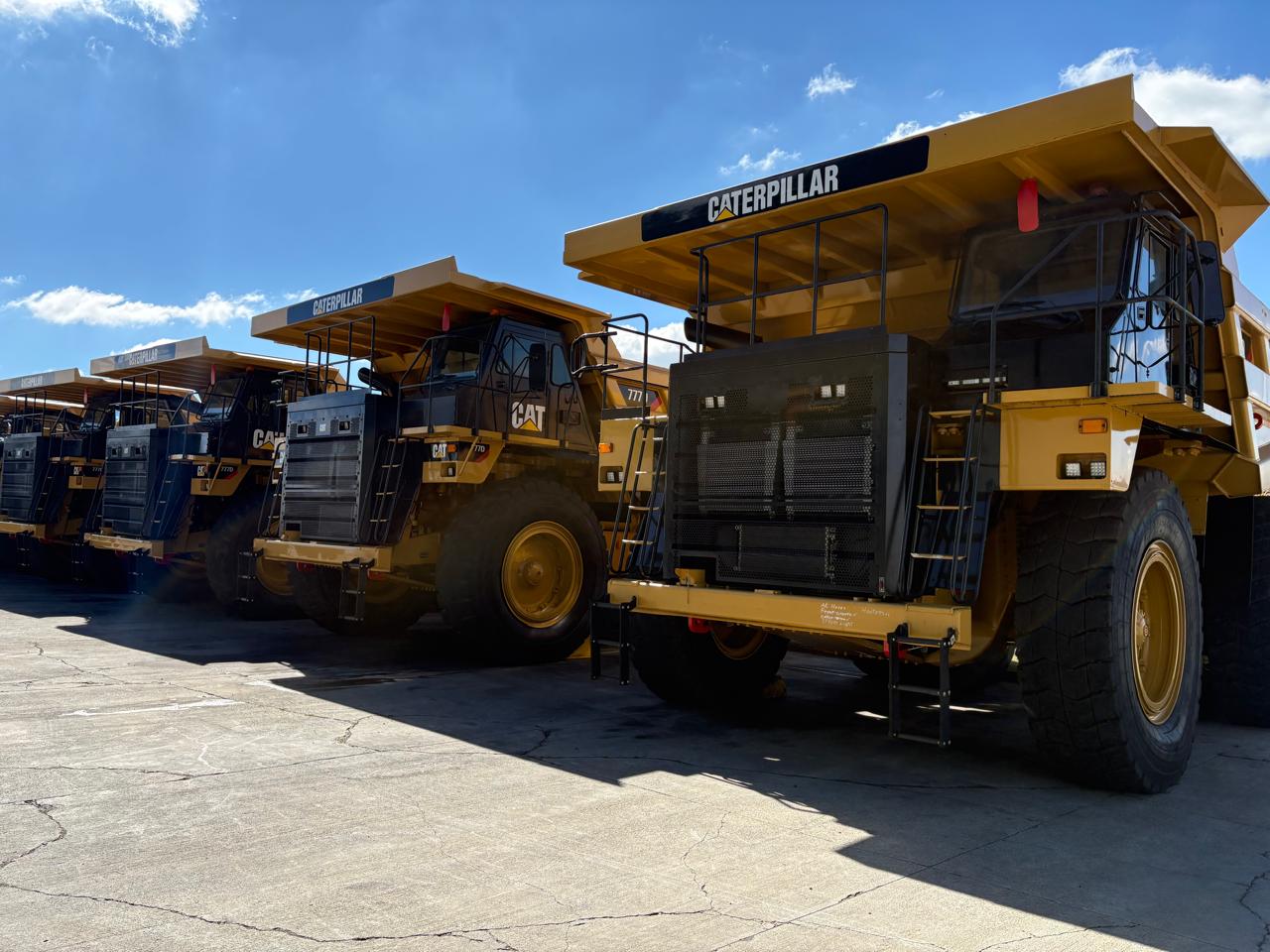CATERPILLAR 777D/E OFF-HIGHWAY TRUCK