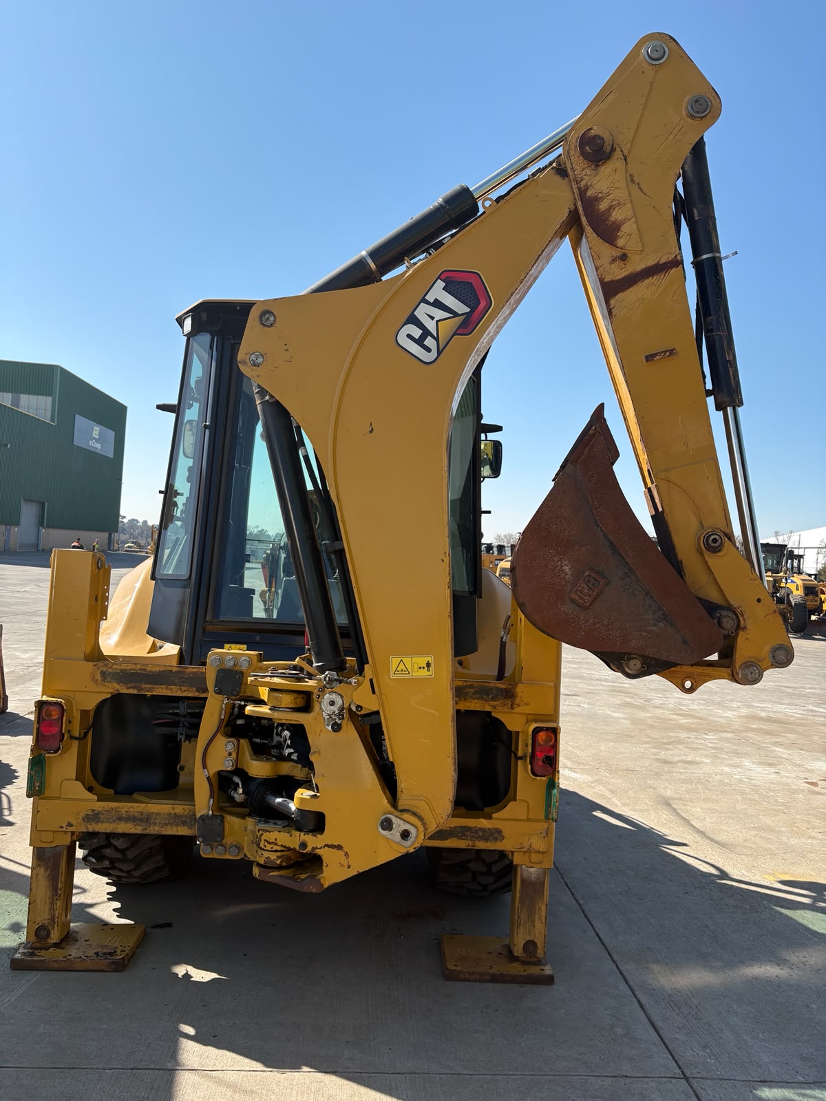 CATERPILLAR 426 4X4 BACKHOE LOADER TLB