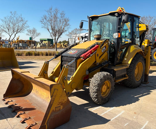 CATERPILLAR 426 4X4 BACKHOE LOADER TLB
