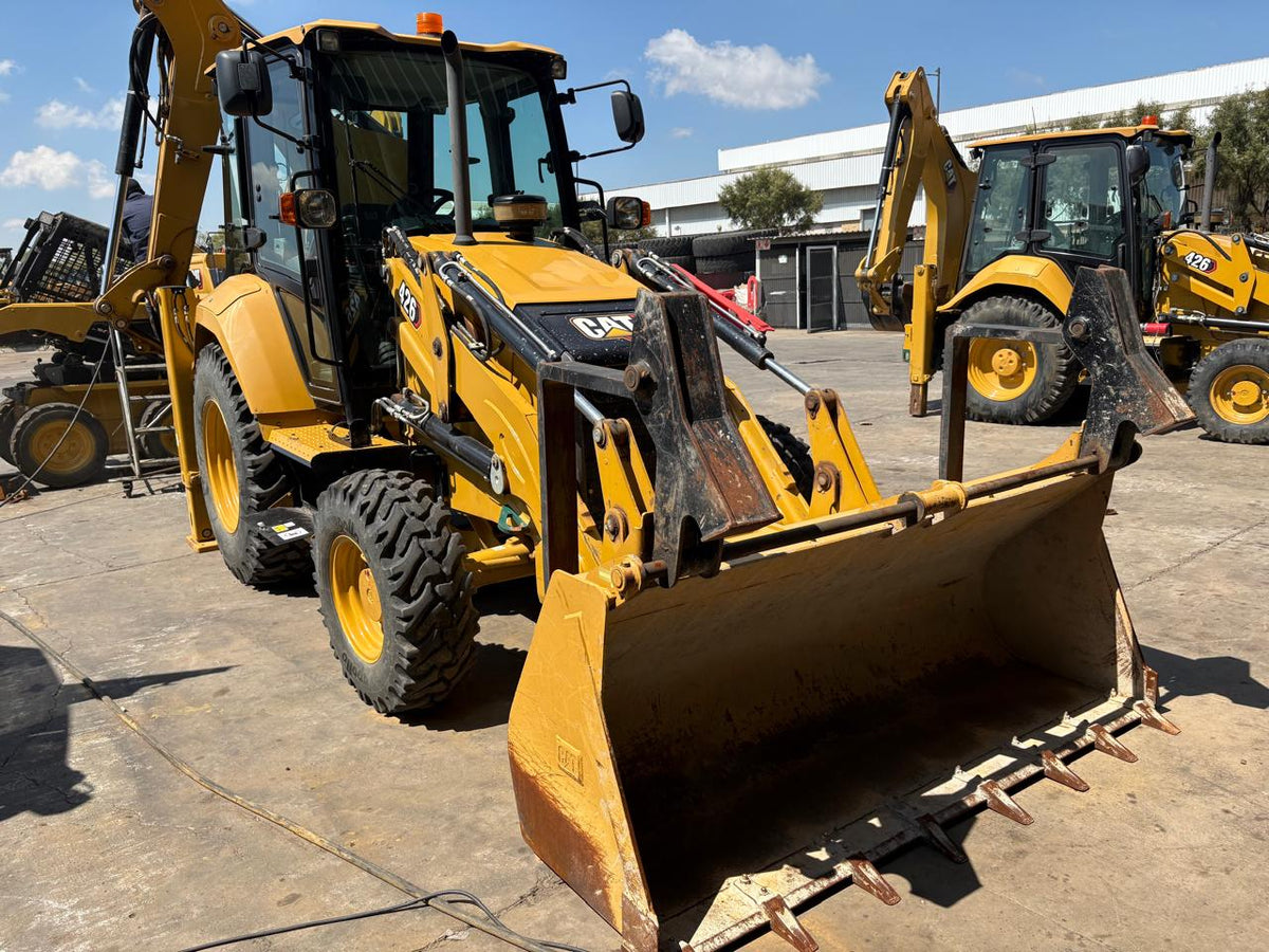 CATERPILLAR 426 BACKHOE LOADER FOR SALE