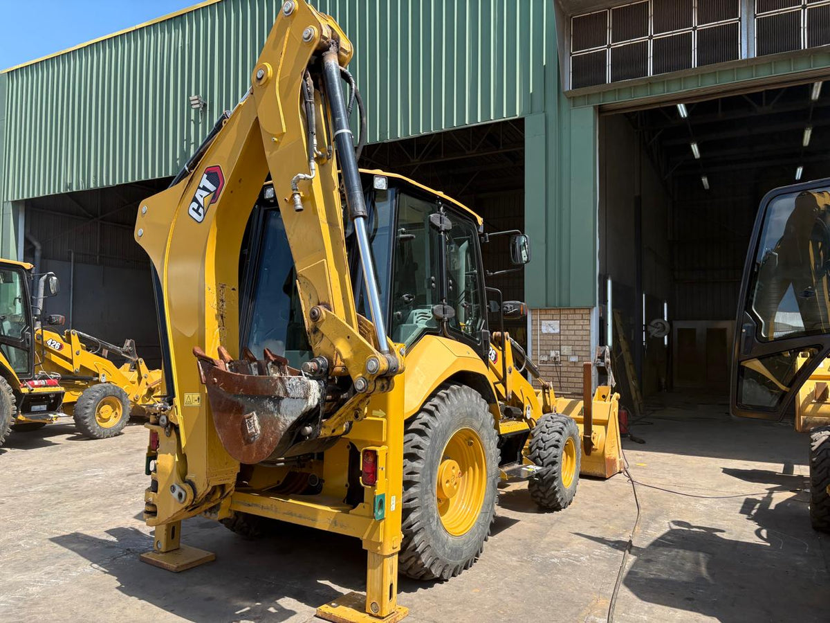 CATERPILLAR 426 BACKHOE LOADER FOR SALE