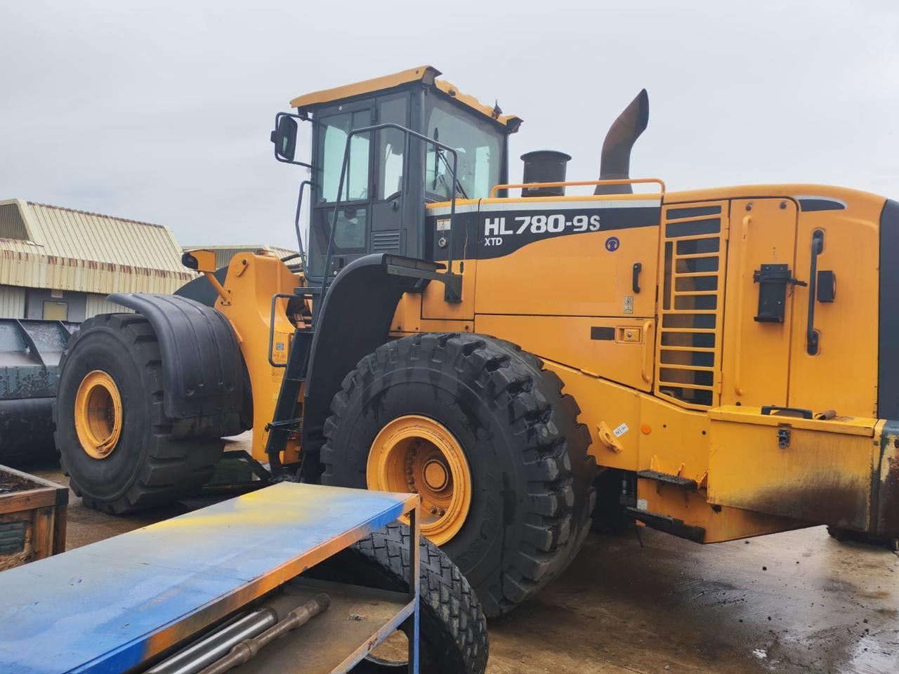 HYUNDAI HL780-9S XTD LOADERS