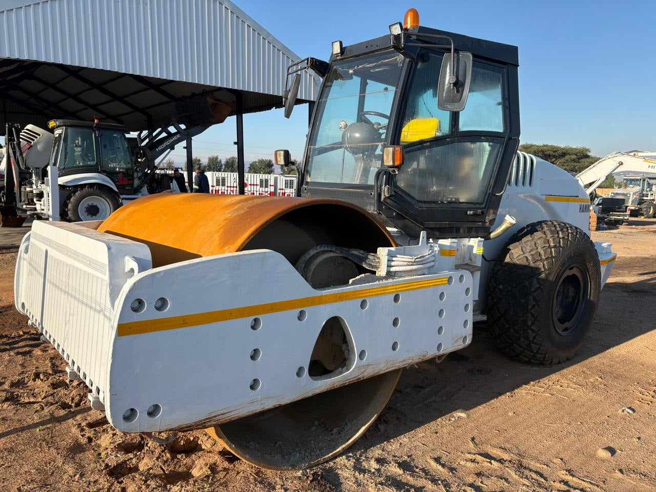 HAMM 3520 SMOOTH DRUM ROLLER (20 TON)