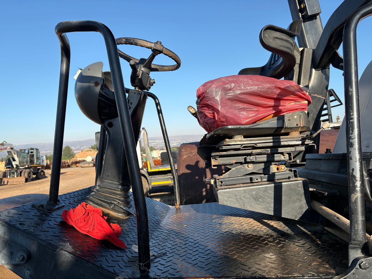 HAMM 3411 SMOOTH DRUM ROLLER (12 TON)