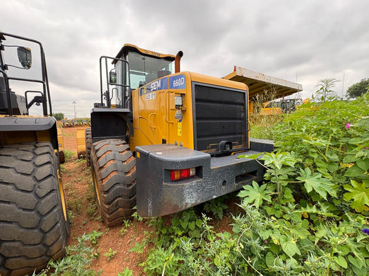 SEM 660D wheel loader on site